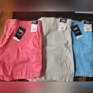 3 Womens plus size 20 Lee cargo shorts NWT mid-rise